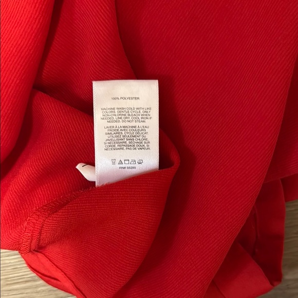 Express Vibrant Red V-Neck Blouse Tee Shirt LIKE NEW - Picture 6 of 6
